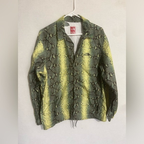 Men’s northface x supreme snakeskin button up windbreaker - Picture 1 of 8